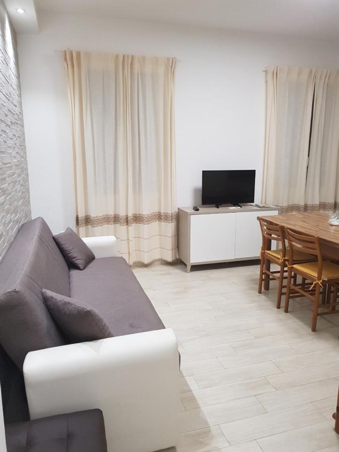 토르톨리 La Casa Di Laura 아파트 외부 사진